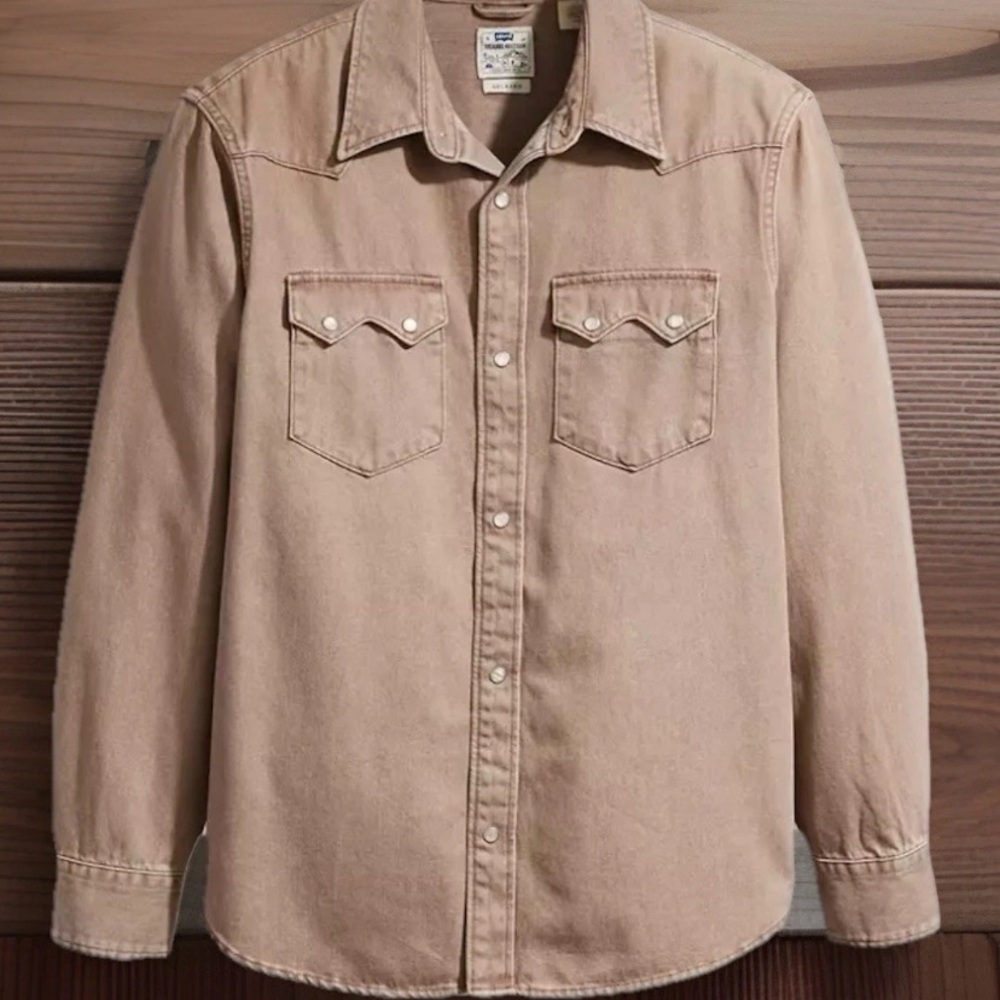Levi’s SAWTOOTH RELAXED FIT WESTERN SHIRT MEDIUM NWT Clark Brown Denim